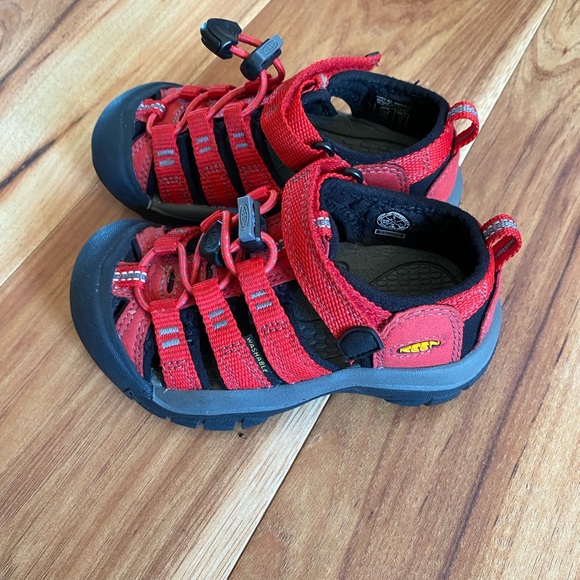 KEEN Kids Newport H2 (Little Kid/Big Kid) Unisex - Picture 7 of 8